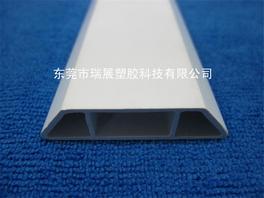 白色PVC塑胶异型材